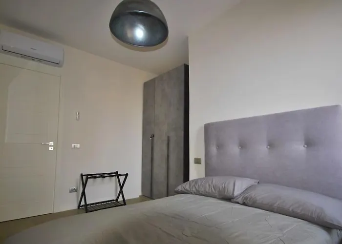 Nisus Apartment, Prestigioso
